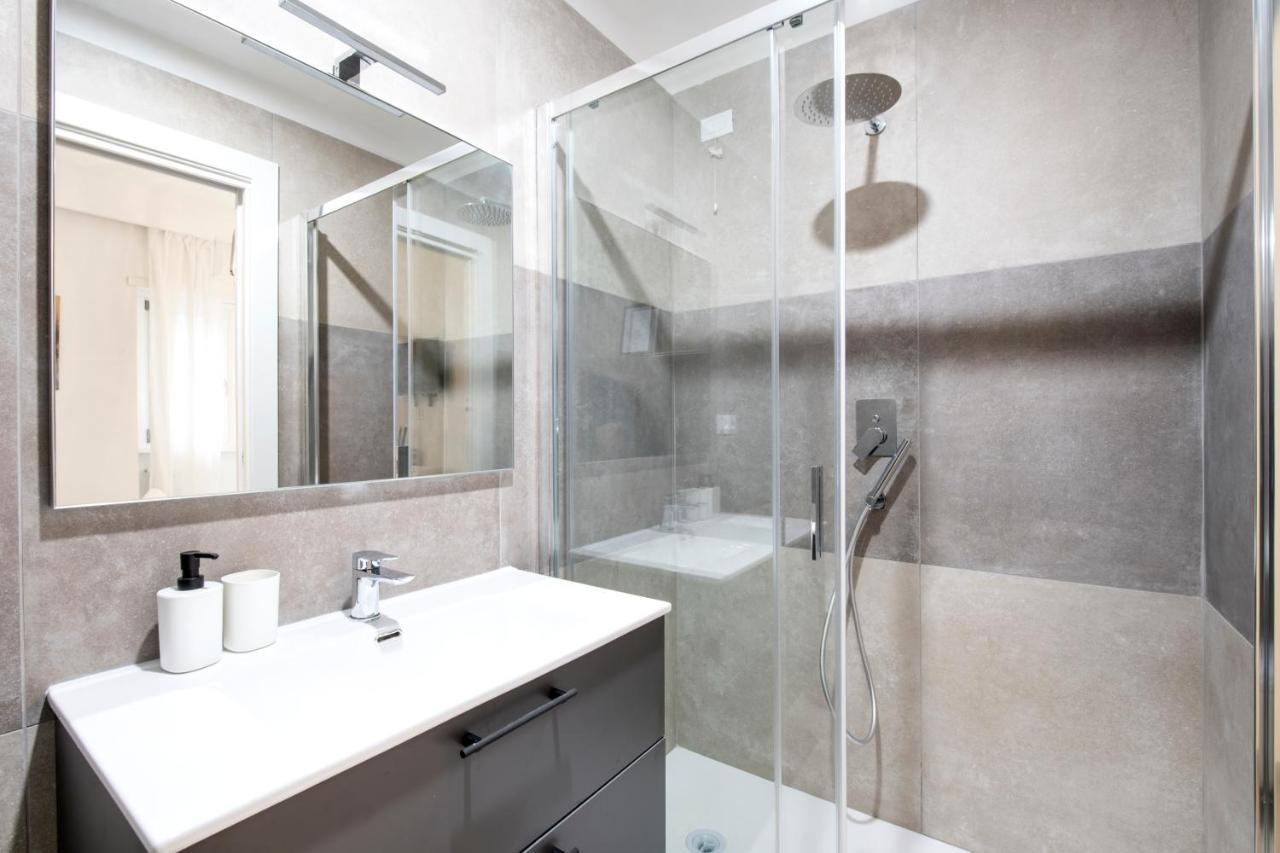 Easystayrome 10 Pax 3 Baths 1 Min From Metro Bagian luar foto